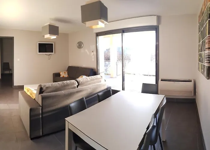 Apartment Le Saint Nazaire - Les Balcons De La Cite Carcassonne