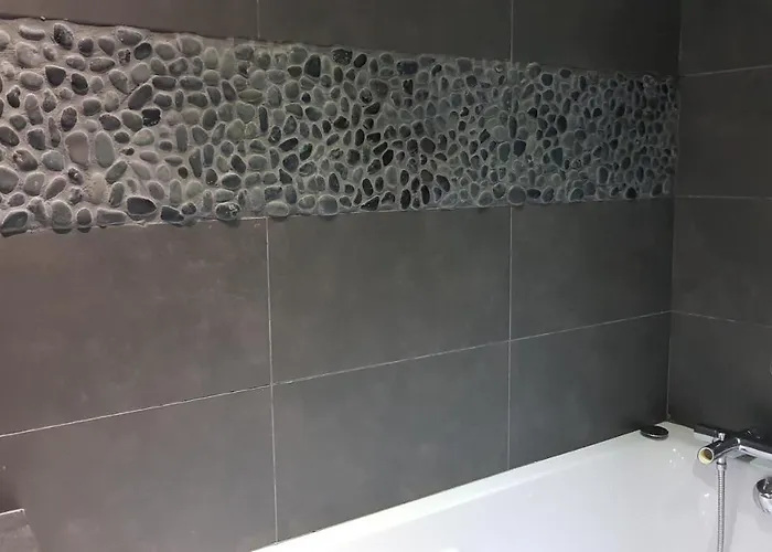 Le Saint Nazaire - Les Balcons De La Cite Carcassonne