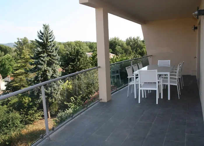 Le Saint Nazaire - Les Balcons De La Cite Apartment Carcassonne