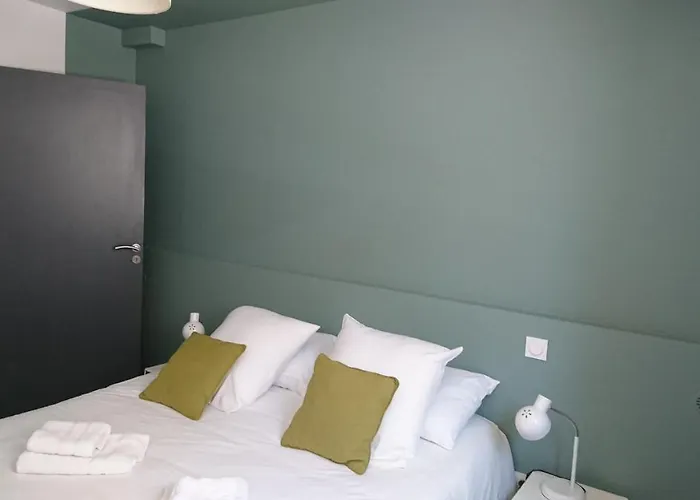 Le Saint Nazaire - Les Balcons De La Cite * Carcassonne