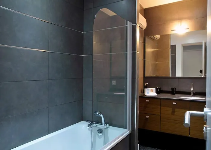 Le Saint Nazaire - Les Balcons De La Cite * Carcassonne